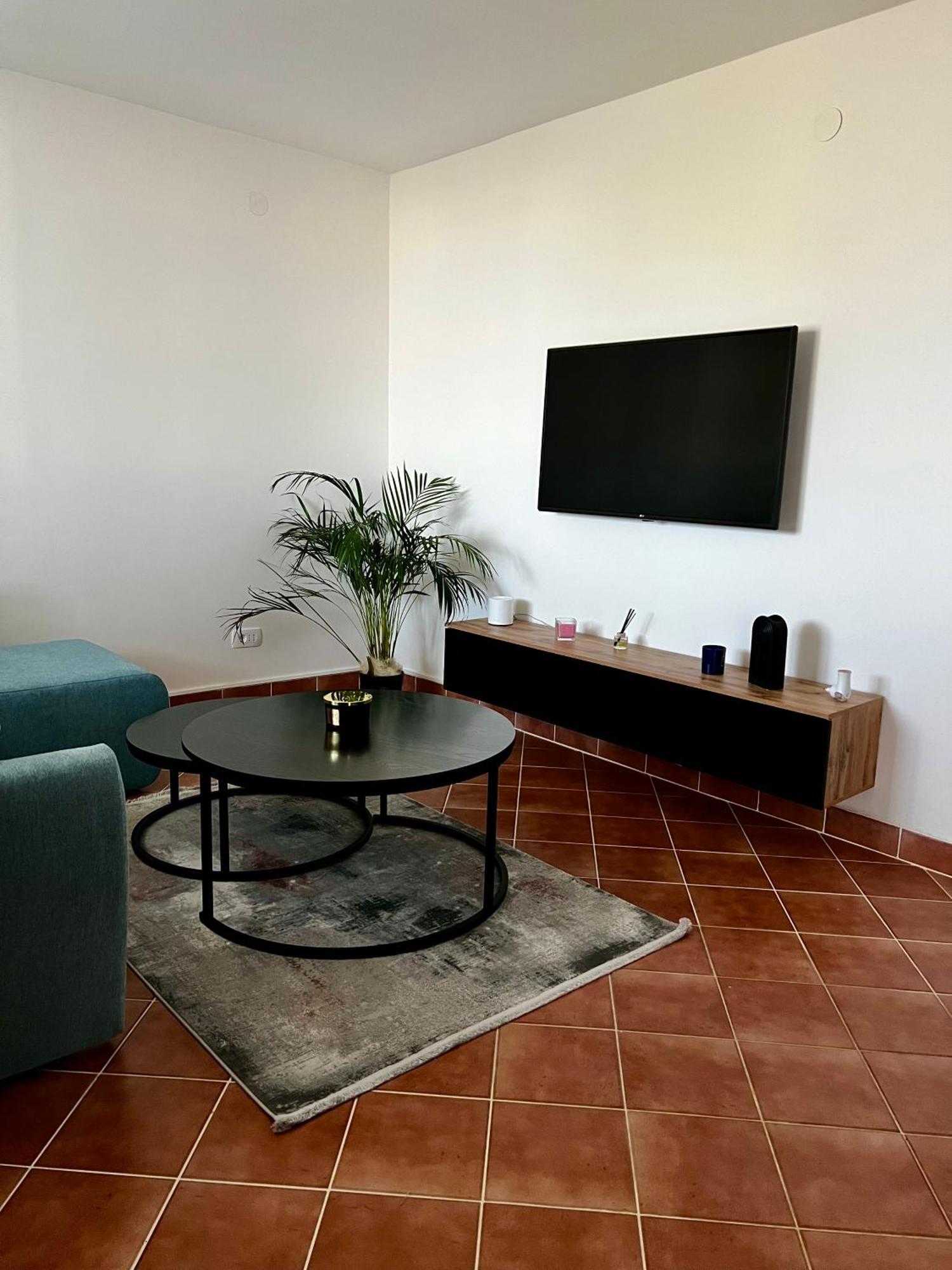 Eden Apartment Pula Luaran gambar