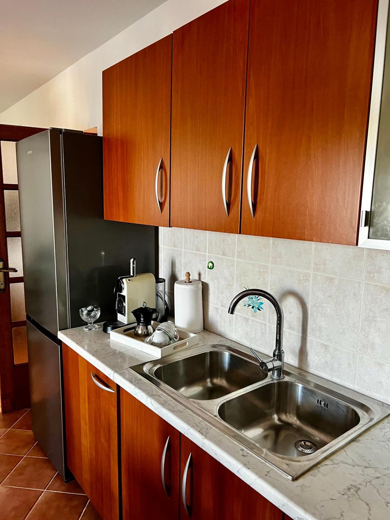 Eden Apartment Pula Luaran gambar