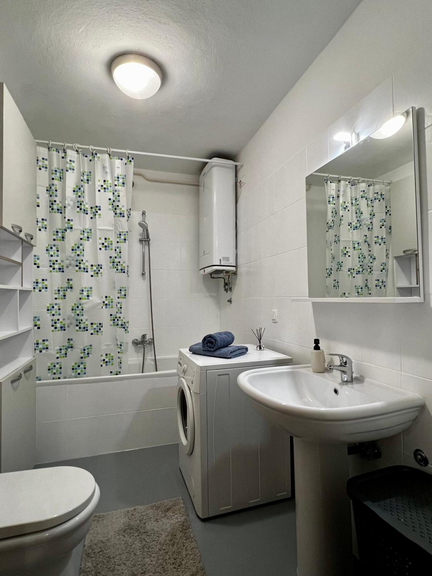 Eden Apartment Pula Luaran gambar