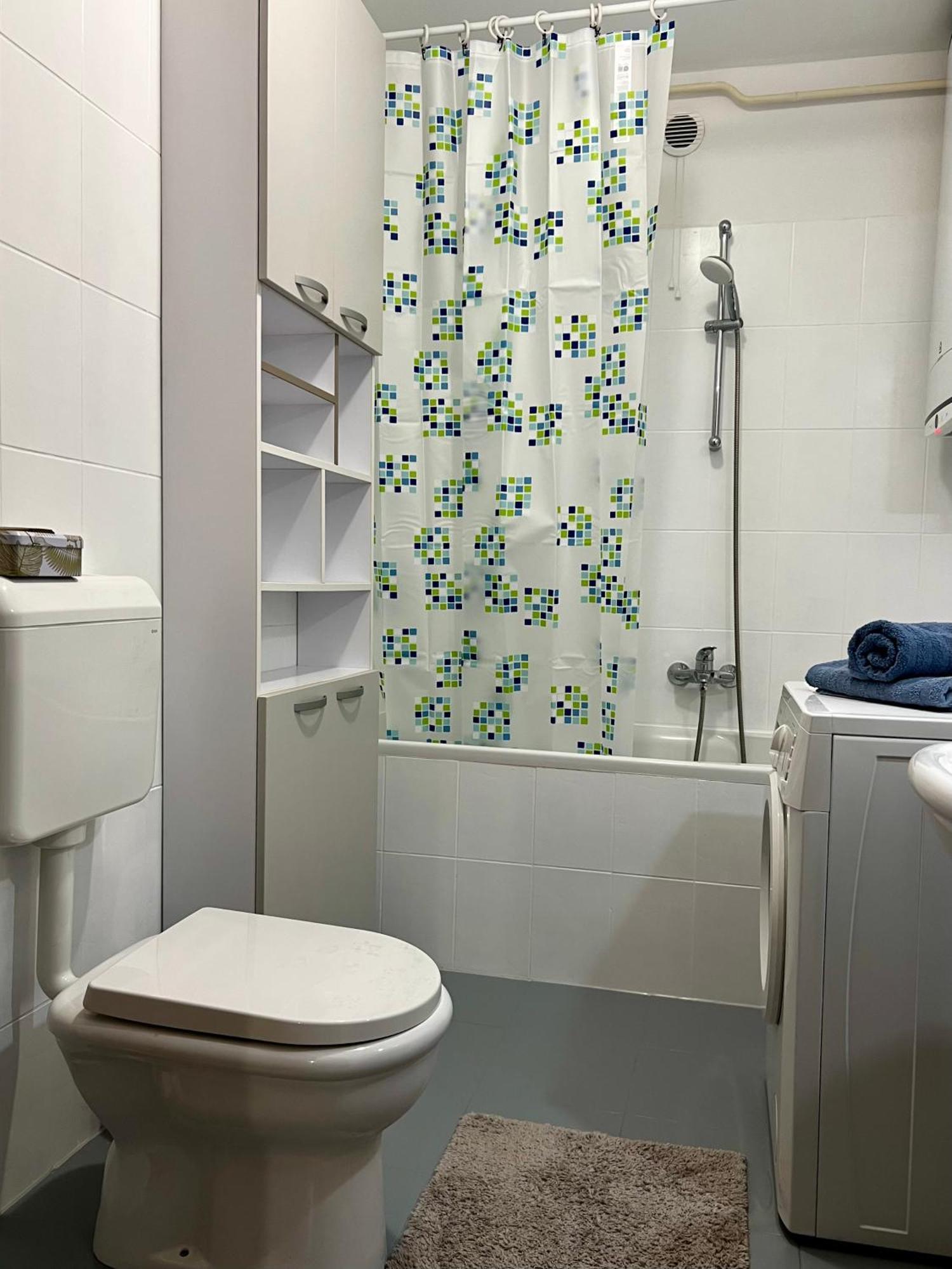Eden Apartment Pula Luaran gambar